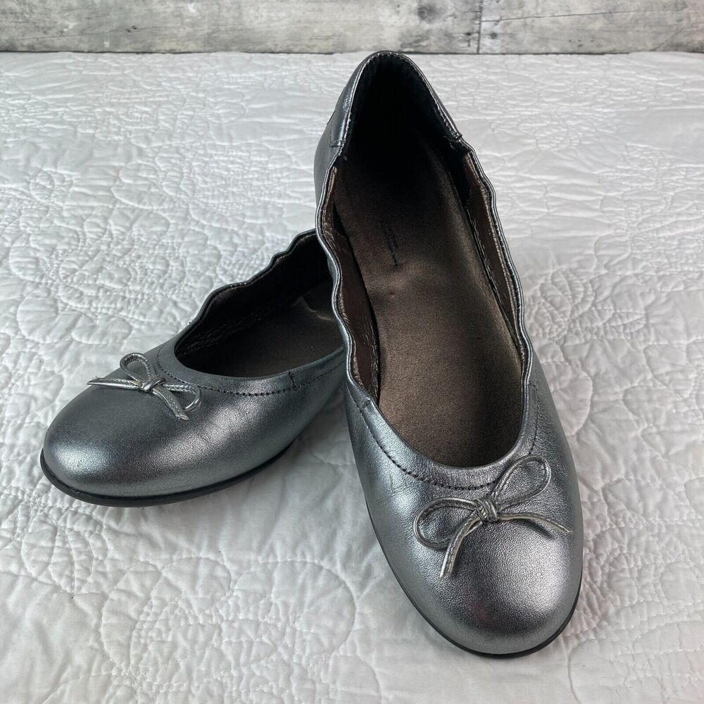 Naturino Pewter Metallic Bow Ballet Flats Dress Shoes - Girls 2.5 - EUR 34